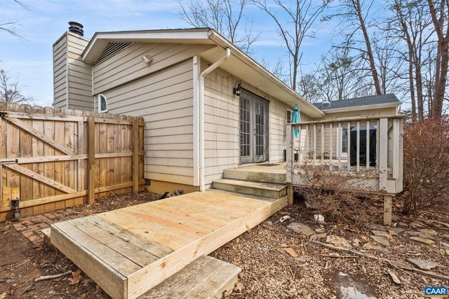 1635 POES LN, Charlottesville, VA 22911