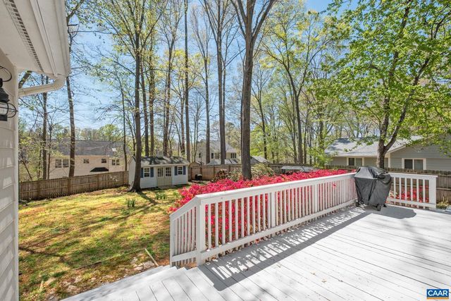 1635 POES LN, Charlottesville, VA 22911