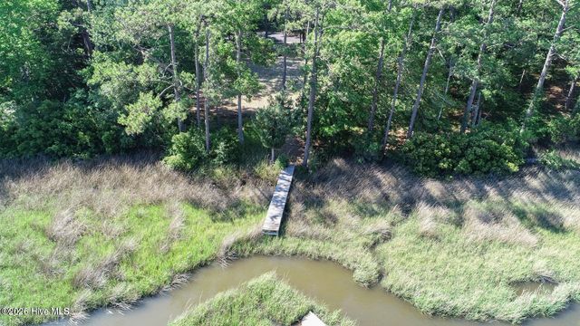 2933 Island Drive SE, Bolivia, NC 28422