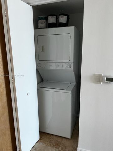 350 S Miami Avenue 1913, Miami, FL 33130