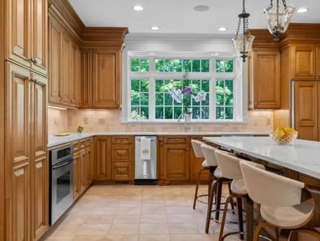 20 Longmeadow Drive, Westwood, MA 02090