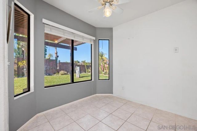 5070 Chalet Dr, Oceanside, CA 92057