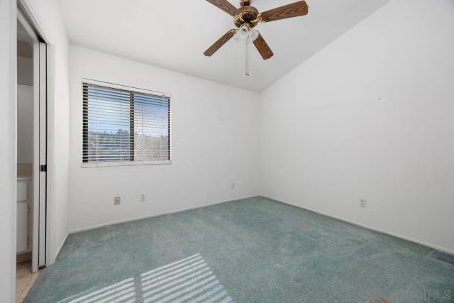 5070 Chalet Dr, Oceanside, CA 92057