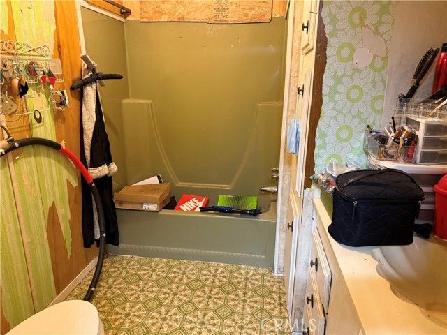 32990 Harvard, Newberry Springs, CA 92365