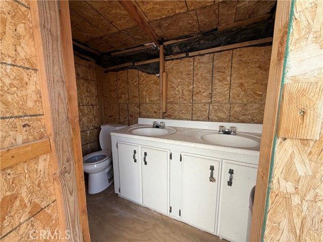 32990 Harvard, Newberry Springs, CA 92365