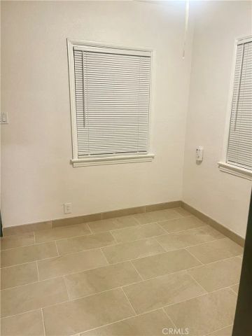 5758 Vineland Avenue, North Hollywood, CA 91601