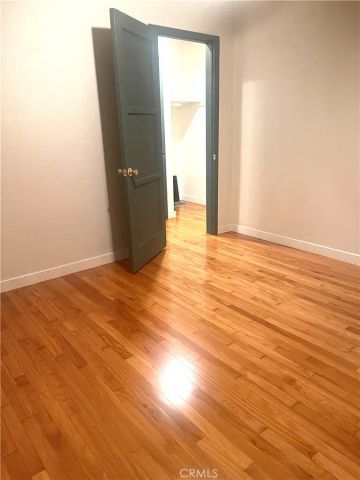 5758 Vineland Avenue, North Hollywood, CA 91601