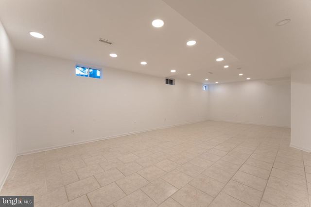 7204 LYNDAM HILL CIR, Lorton, VA 22079