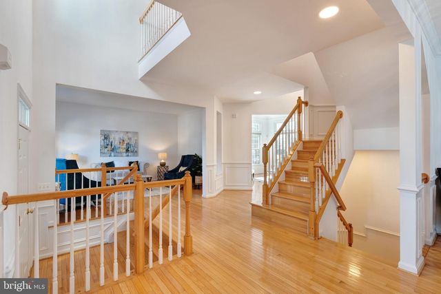 7204 LYNDAM HILL CIR, Lorton, VA 22079