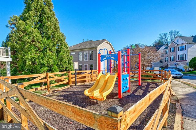 7204 LYNDAM HILL CIR, Lorton, VA 22079