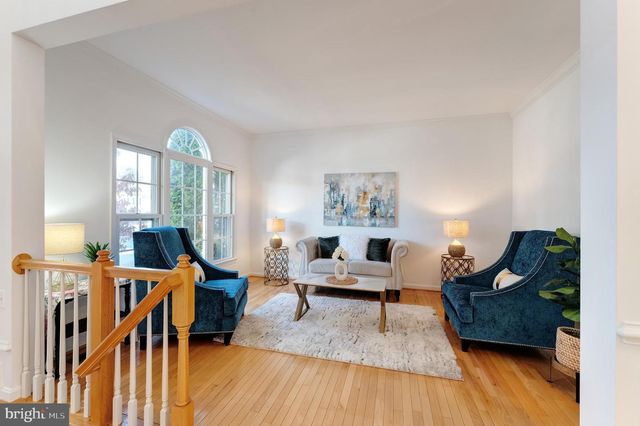 7204 LYNDAM HILL CIR, Lorton, VA 22079