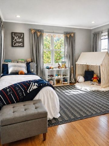 5 Rebecca Road, Newton, MA 02465