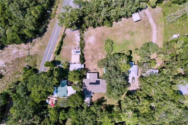 11236 N Rain Point, Inglis, FL 34449