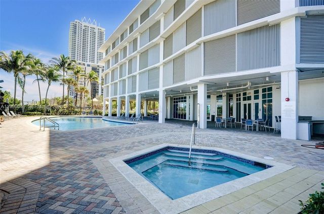 6515 Collins Ave 804, Miami Beach, FL 33141