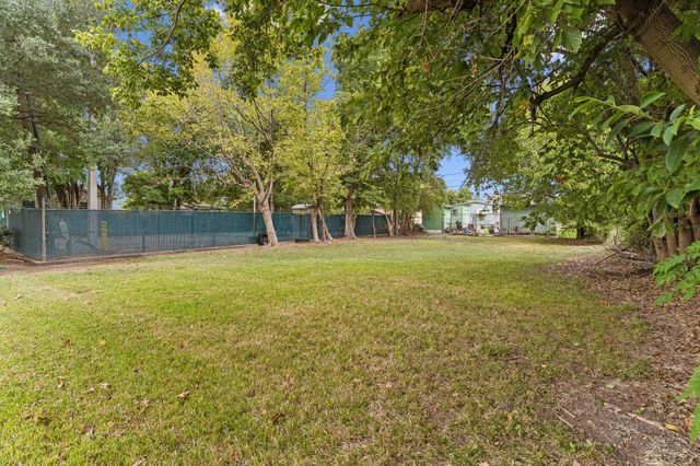 117 Zachary Street, Houston, TX 77029
