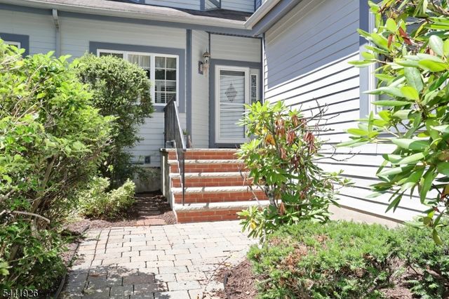 72 Birch Ln, Wayne Twp., NJ 07470