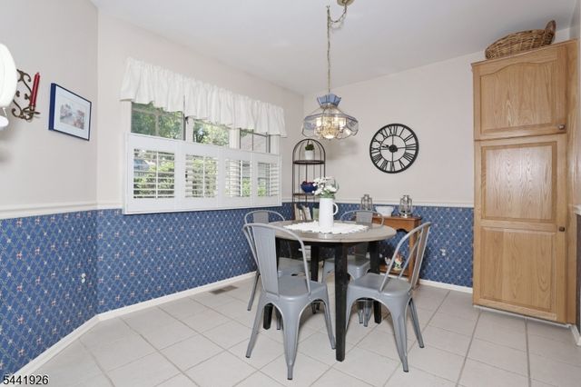 72 Birch Ln, Wayne Twp., NJ 07470