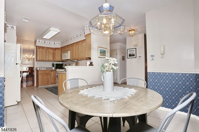 72 Birch Ln, Wayne Twp., NJ 07470
