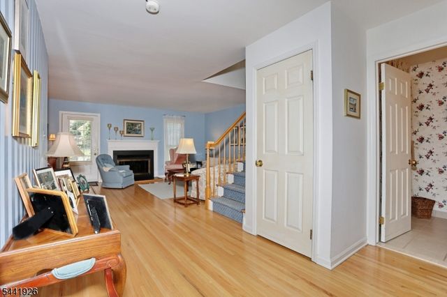72 Birch Ln, Wayne Twp., NJ 07470