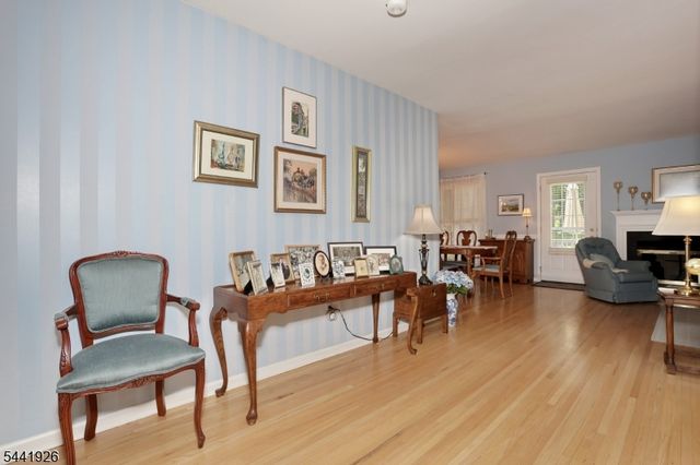 72 Birch Ln, Wayne Twp., NJ 07470