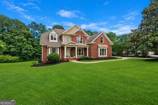 388 Della Walk Court SW, Lilburn, GA 30047