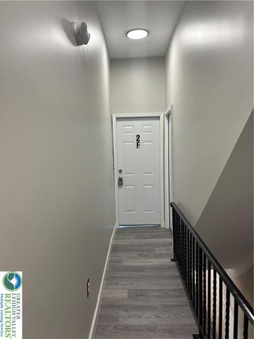 1142 West Hamilton Street 2F, Allentown City, PA 18101