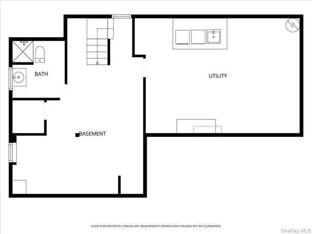 38 Bacon Lane, Babylon, NY 11702