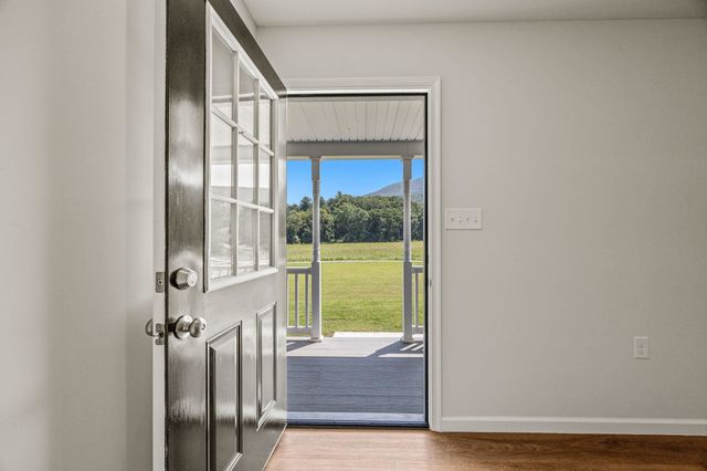 137 GOLDFINCH LN, Luray, VA 22835