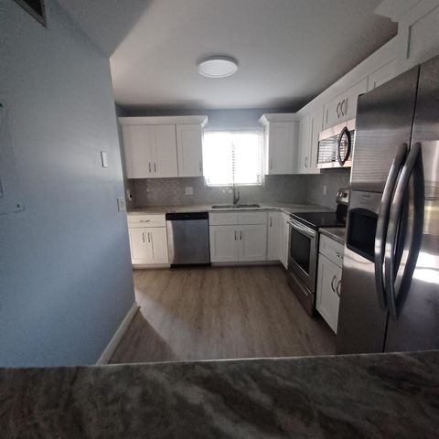 4820 Lucerne Lakes Boulevard 108, Lake Worth, FL 33467