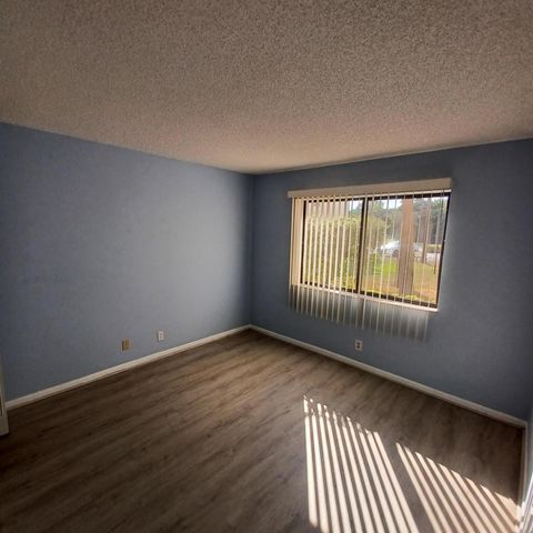 4820 Lucerne Lakes Boulevard 108, Lake Worth, FL 33467