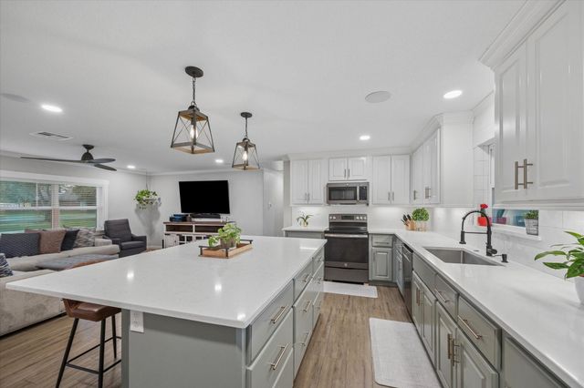 32610 Mallard Street, Brookshire, TX 77423