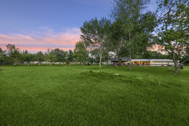 32610 Mallard Street, Brookshire, TX 77423