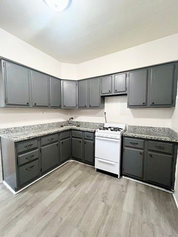 2502 N Monitor Avenue 1, Chicago, IL 60639