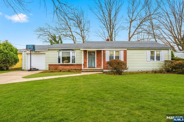 283 Taft Road, River Edge, NJ 07661