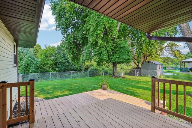 4120 S Regal DRIVE, New Berlin, WI 53151