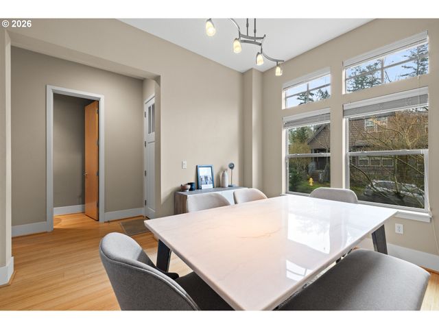 10089 Sw MORRISON St, Portland, OR 97210