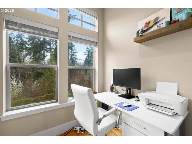 10089 Sw MORRISON St, Portland, OR 97210