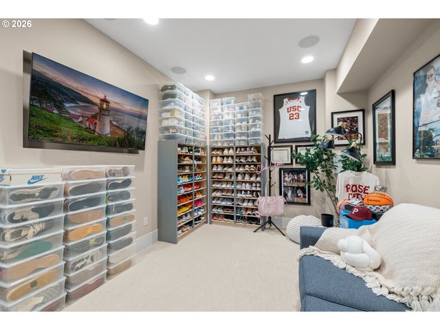 10089 Sw MORRISON St, Portland, OR 97210