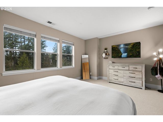 10089 Sw MORRISON St, Portland, OR 97210