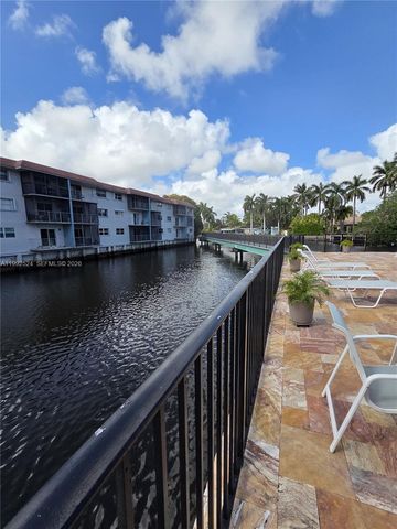 333 NW 17th Ct 203B, Fort Lauderdale, FL 33311