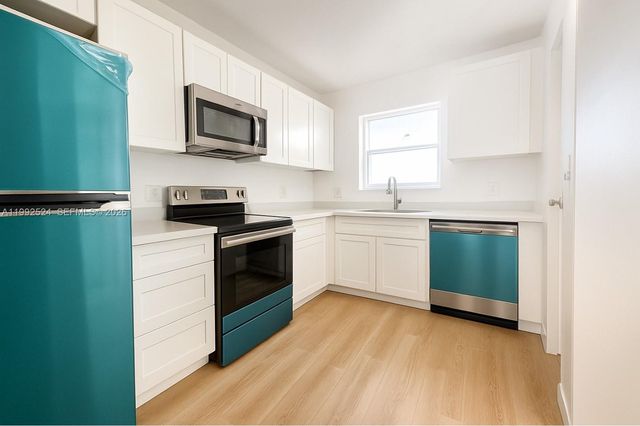 333 NW 17th Ct 203B, Fort Lauderdale, FL 33311