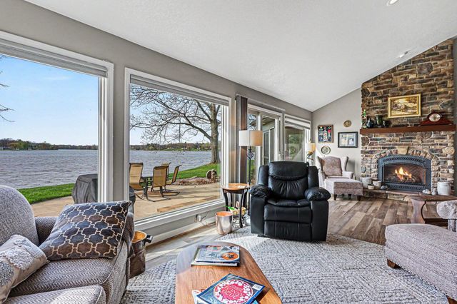 4589 N Island Drive, Sanford, MI 48657