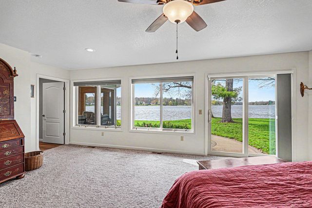 4589 N Island Drive, Sanford, MI 48657