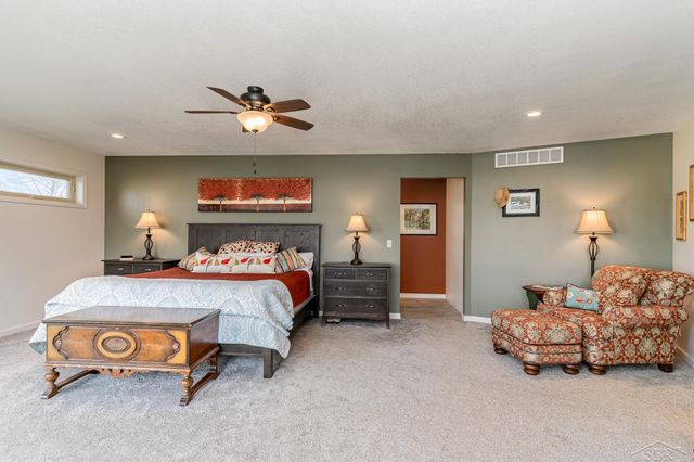 4589 N Island Drive, Sanford, MI 48657