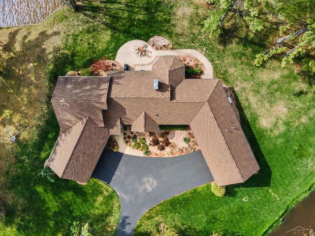 4589 N Island Drive, Sanford, MI 48657