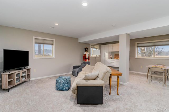 4589 N Island Drive, Sanford, MI 48657