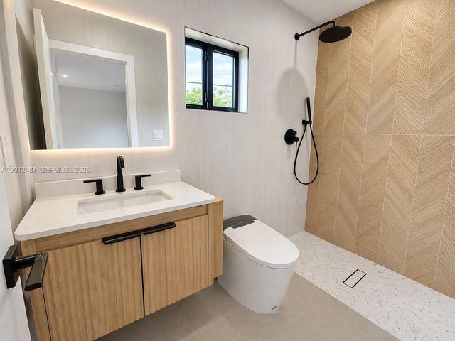 2024 NW 10th Ave, Fort Lauderdale, FL 33311