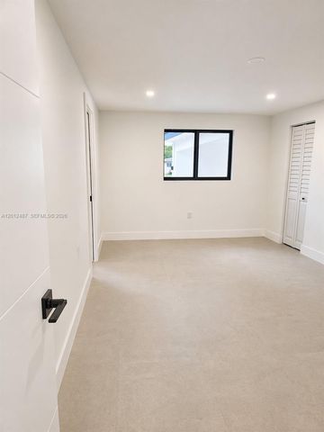 2024 NW 10th Ave, Fort Lauderdale, FL 33311