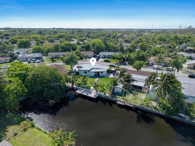 2024 NW 10th Ave, Fort Lauderdale, FL 33311