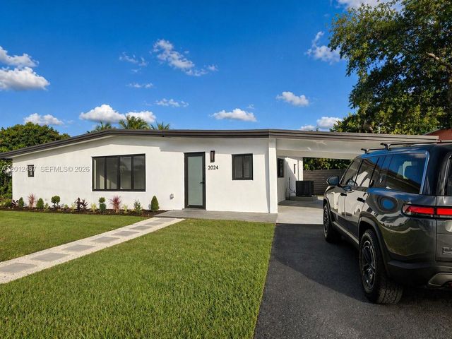 2024 NW 10th Ave, Fort Lauderdale, FL 33311